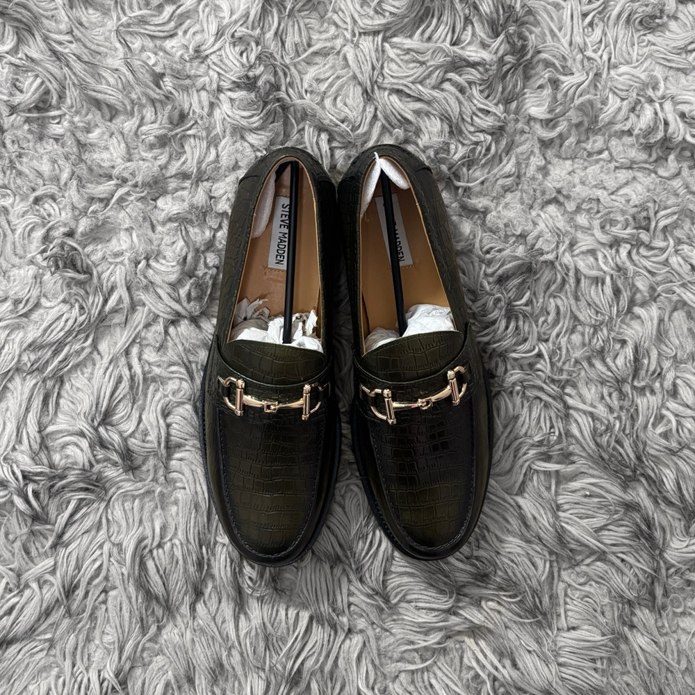 Steve Madden Wallace Green Croc Embossed Leather Loafers